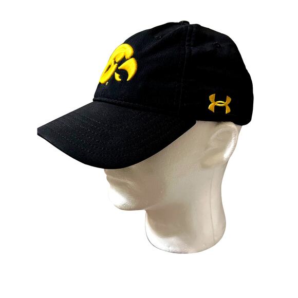 Iowa Hawkeyes OSFA Under Armour Black Embroidered Logo Adjustable Hat - Picture 2 of 4
